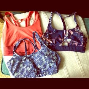 Bundle of sports bras (3)